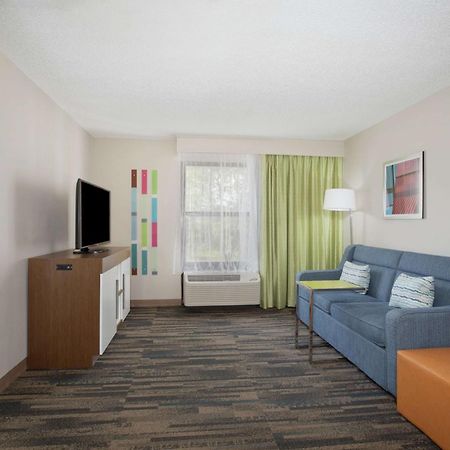 Hampton Inn & Suites Kansas City-Merriam Eksteriør bilde